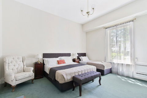 The Riversleigh - Kingaroy Accommodation 9