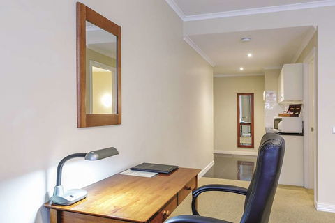 Lake Inn Ballarat - Kingaroy Accommodation 10