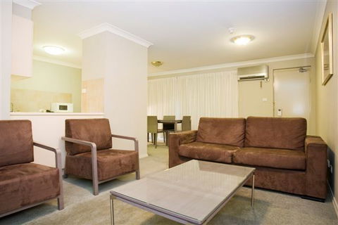 Pinnacle Apartments - Kingaroy Accommodation 2
