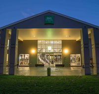 Ibis Styles Canberra - Kingaroy Accommodation