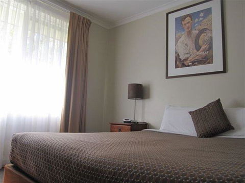 Forrest Hotel & Apartments - Kingaroy Accommodation 7