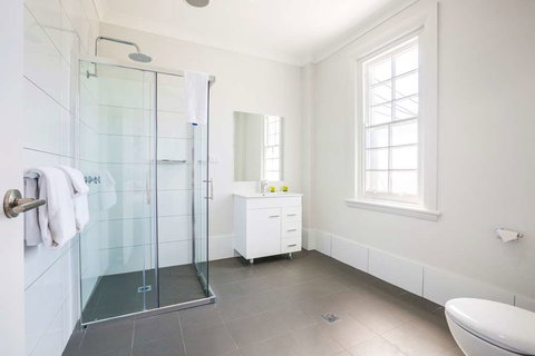 Nightcap at Regents Park Hotel - Kingaroy Accommodation 1