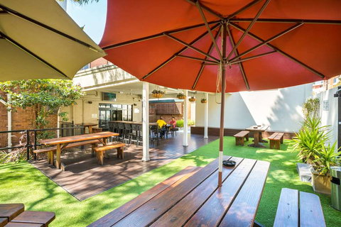 Nightcap at Regents Park Hotel - Kingaroy Accommodation 9