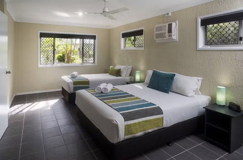 The Beach Motel Hervey Bay - Kingaroy Accommodation 1
