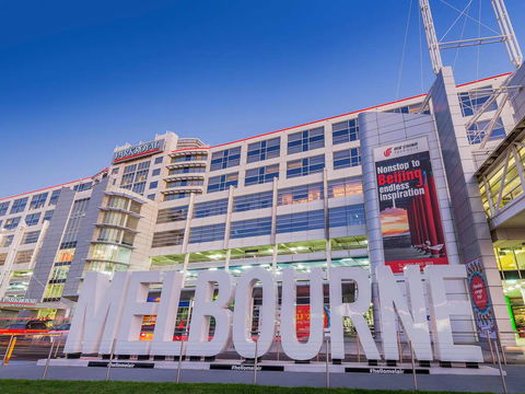 PARKROYAL Melbourne Airport - Kingaroy Accommodation 1