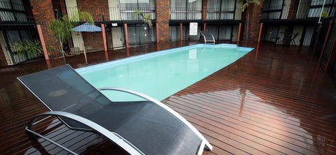 Warrnambool Central Court - Kingaroy Accommodation 2