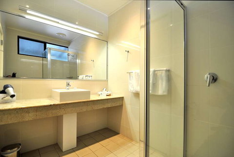 Mission Beach Resort - Kingaroy Accommodation 1