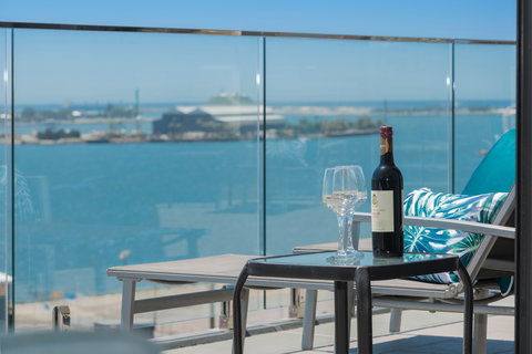 Astra Apartments Newcastle - Kingaroy Accommodation 17