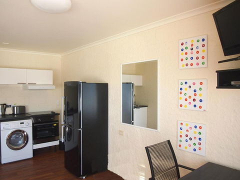 Siesta Central Apartments - Kingaroy Accommodation 2