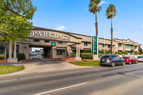 Quality Hotel Parklake Shepparton - Kingaroy Accommodation 1