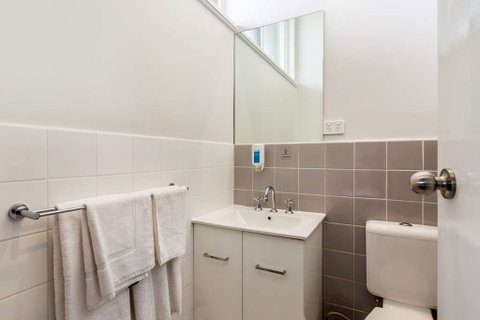 Nightcap at Ashley Hotel - Kingaroy Accommodation 1