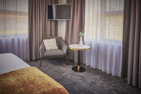 The Remington Orange - Kingaroy Accommodation 10