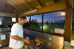 Gemini Court Holiday Apartments - Kingaroy Accommodation 8