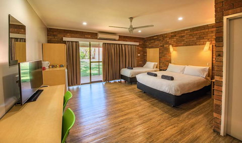 Contour Hotel - Kingaroy Accommodation 7