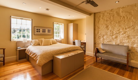 Woodbridge on the Derwent - Kingaroy Accommodation 9