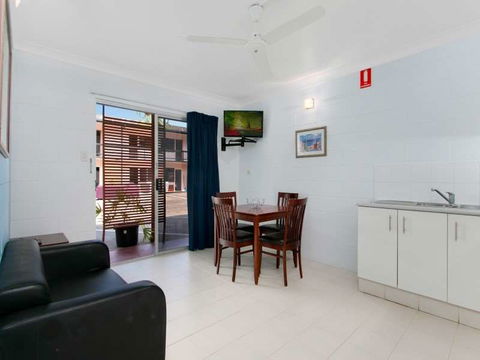 Cairns City Palms - Kingaroy Accommodation 0