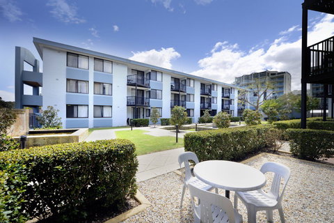 Assured Waterside Apartments - Kingaroy Accommodation 0