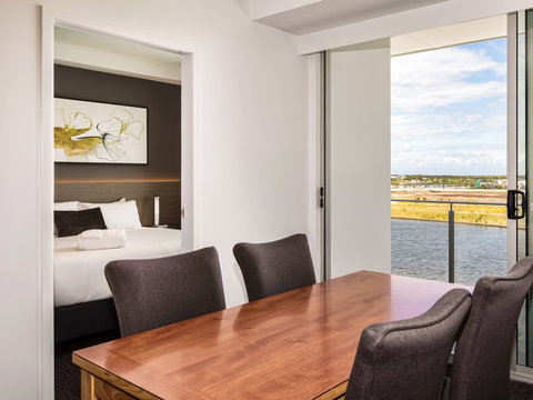 Mercure Sunshine Coast Kawana Waters - Kingaroy Accommodation 7