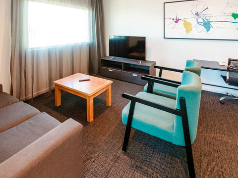 Mercure Sunshine Coast Kawana Waters - Kingaroy Accommodation 17