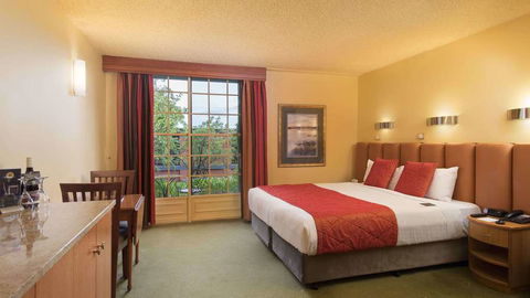 Country Club Tasmania - Kingaroy Accommodation 2
