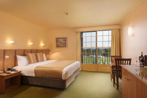 Country Club Tasmania - Kingaroy Accommodation 15