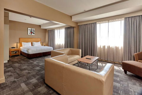 Best Western Plus Launceston - Kingaroy Accommodation 12
