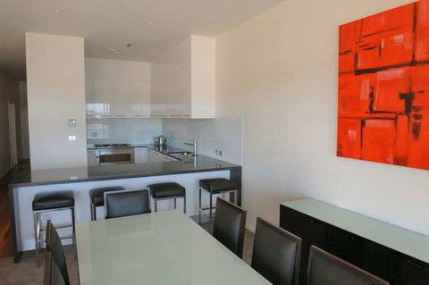 York Cove - Kingaroy Accommodation 3