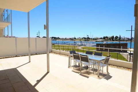 York Cove - Kingaroy Accommodation 7