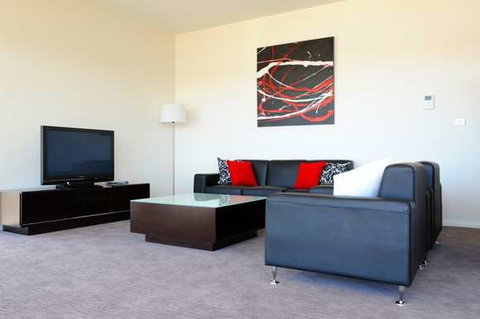 York Cove - Kingaroy Accommodation 9