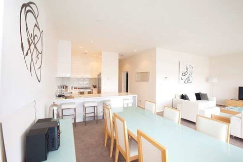 York Cove - Kingaroy Accommodation 10