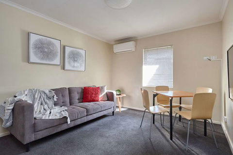Elphin Villas - Kingaroy Accommodation 1