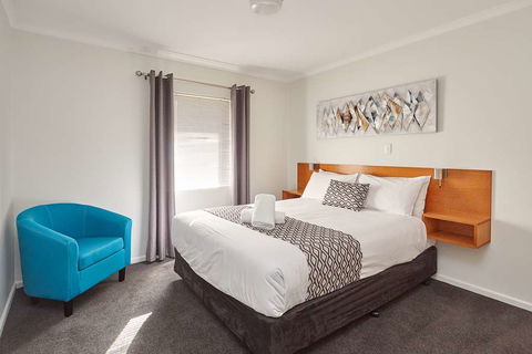 Elphin Villas - Kingaroy Accommodation 4