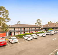 Nightcap at Shoppingtown Hotel