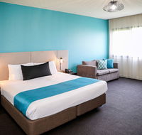 Mantra Melbourne Melton - Kingaroy Accommodation