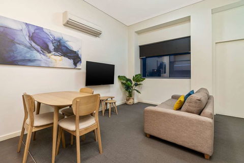 Terminus Apartment Hotel, Ascend Coll - Kingaroy Accommodation 2