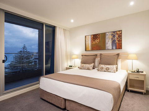 Oaks Liberty Towers - Kingaroy Accommodation 1