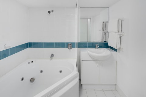 Adina Serviced Apartments Canberra James Court - Kingaroy Accommodation 8