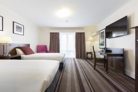 Mercure Canberra - Kingaroy Accommodation 10