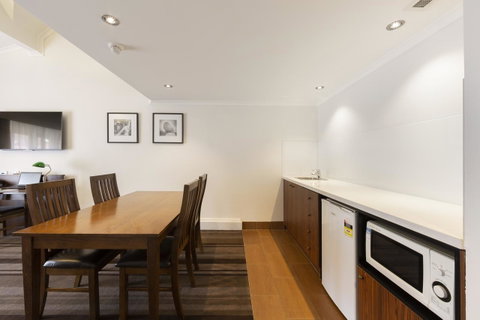 Mercure Canberra - Kingaroy Accommodation 17