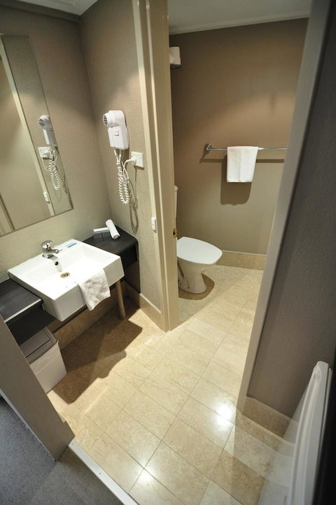 Pavilion On Northbourne - Kingaroy Accommodation 20