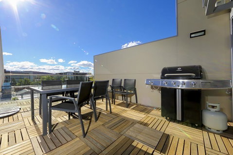 Mode 220 Braddon ACT - Kingaroy Accommodation 9