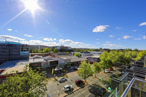 Mode 220 Braddon ACT - Kingaroy Accommodation 11