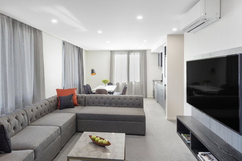 Deco Hotel Canberra - Kingaroy Accommodation 9