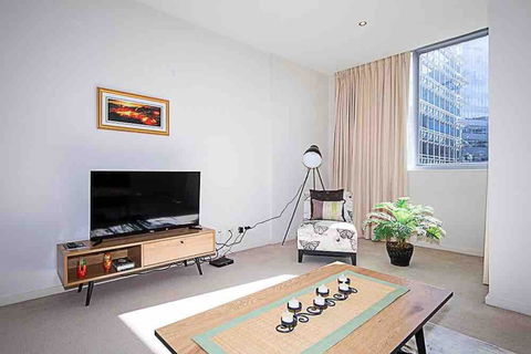 Spacious 1BR Stylish New Acton Apartment +Parking - Kingaroy Accommodation 0