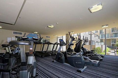Spacious 1BR Stylish New Acton Apartment +Parking - Kingaroy Accommodation 19