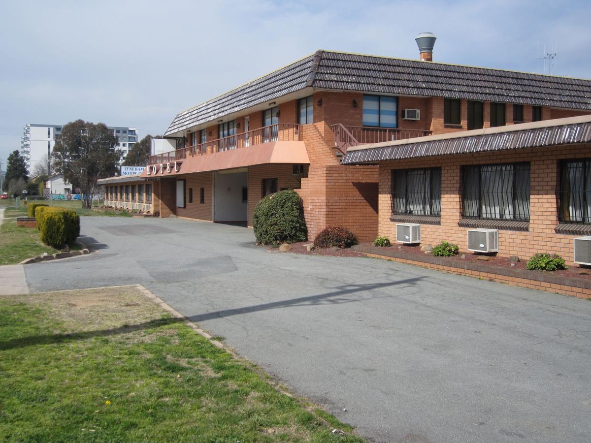 Lyneham ACT Kingaroy Accommodation