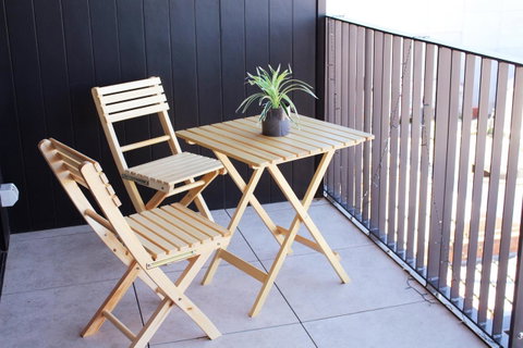 Stylish, Modern, Cute As A Button - Braddon CBD - Kingaroy Accommodation 13