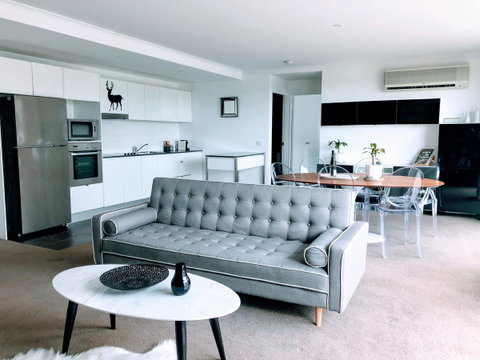 Staying Places - The Avenue - Kingaroy Accommodation 18
