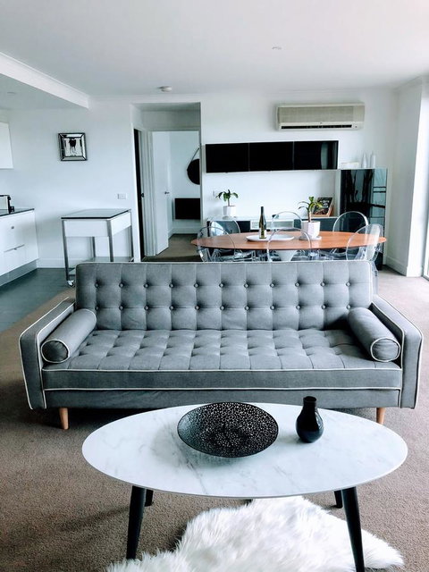 Staying Places - The Avenue - Kingaroy Accommodation 5