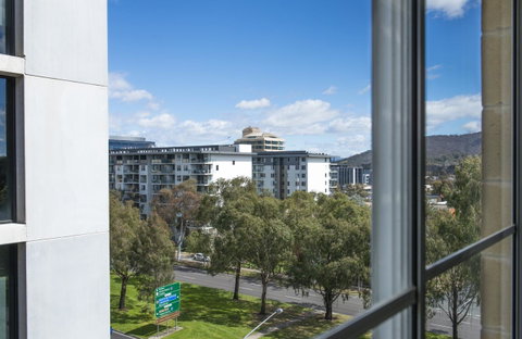 Mantra On Northbourne - Kingaroy Accommodation 24